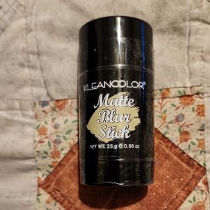 Kleancolor Matte Blur Stick